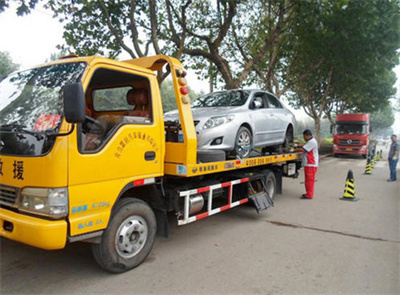  苍溪道路救援提示冬天汽车常见故障的注意事项